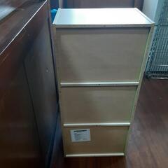 薄グリーン色三段カラーBOXの画像