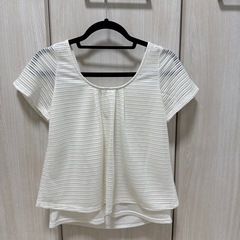 CECIL McBEEトップスの画像