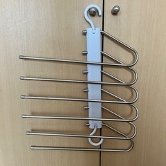 ズボンハンガーの画像