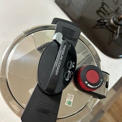 圧力鍋　パール金属　6.0ℓの画像