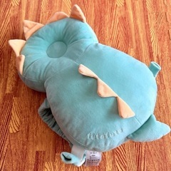 赤ちゃん用 転倒防止クッション（リュックタイプ）の画像