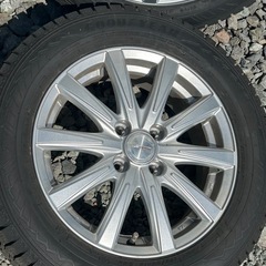 175/65R15   スタッドレスタイヤほぼ新品の画像