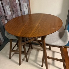 ニトリハイテーブルセットの画像