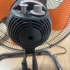 話し合い中の画像