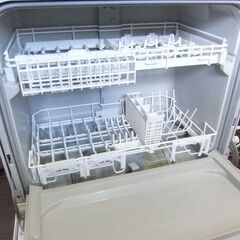 Panasonic 食器洗い乾燥機 NP-TA4-W 2022年製の画像