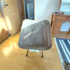 Alpen製 アウトドア用　フォールディングアルミチェア　色タンの画像