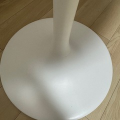 美品　IKEA ドクスタ　テーブル白の画像