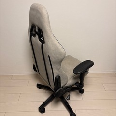 ゲーミングチェアの画像