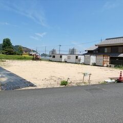 海まで徒歩4分の海近物件です。