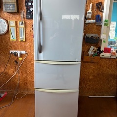 H2007 TOSHIBA 東芝　2010年　3ドア冷蔵庫　375L 自動製氷機付　の画像