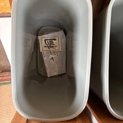 選別用ゴミ箱　桐　　の画像