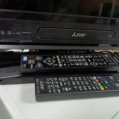 【Blu-ray& Ｗ録 HDD搭載】三菱　2021年製　32型液晶テレビの画像