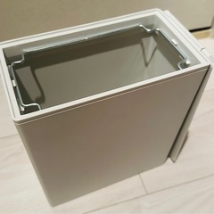新品【無印良品】ポリプロピレンごみ箱・角型・袋止め付／小（約３Ｌ）の画像