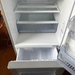 H2008 AQUA アクア　 冷蔵庫　2018年　272L 3ドアの画像