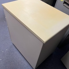 サイドテーブル　多数有り　の画像