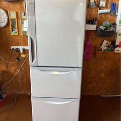 H2002 HITACHI 日立　2017年　265L  3ドア　3ドア冷蔵庫の画像