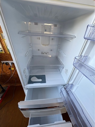 H2002 HITACHI 日立　2017年　265L  3ドア　3ドア冷蔵庫