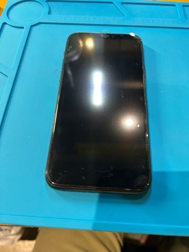 早い者勝ちiPhone11pro 256G