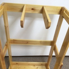 サーフボード用木のラックの画像