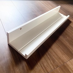 IKEA イケア MOSSLANDA モッスランダ アート用 飾り棚, ホワイトの画像