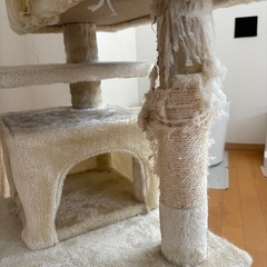 キャットタワーの画像