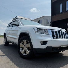 Jeep グランドチェロキー 4WD 車検ありヒッチメンバー 値段交渉可の画像