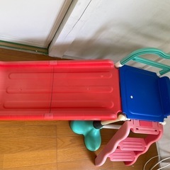 すべり台の画像