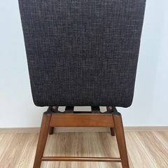 ニトリ　定価15000円ほど　回転するイスの画像