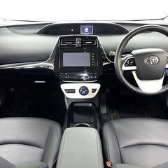 トヨタ プリウスSツーリングSel　総額160万円 走行距離7万キロ　自社ローン　信用回復ローンの画像
