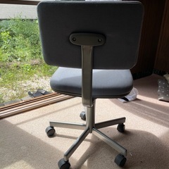 デスクチェアーの画像