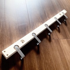IKEA　イケア　
TJUSIG シューシグ ハンガー 　壁用, ブラック, 60 cm フック　の画像