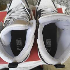PUMA プーマ リバウンド V6 25.5cmの画像