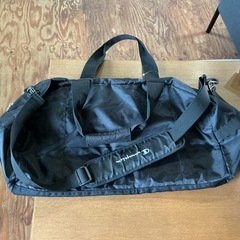 旅行に最適🧳✨  Champion チャンピオン ボストンバッグ かばん カバン 大きめサイズ 大容量　部活 クラブ活動 黒 ブラックの画像