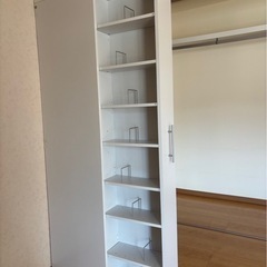 引き出し式本棚
の画像