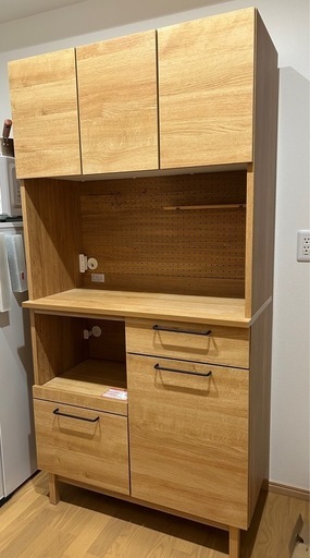 モリタインテリア　食器棚