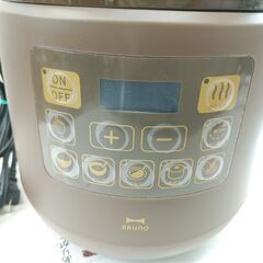 品質保証☆配達有り！3850円(税込）BRUNOブルーノ 電機圧力鍋 3．2L ブラウンの画像