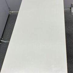 取りに来ていただける方限定【0円】白テーブルの画像
