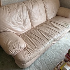 【無料】ソファー 3人がけ　汚れありの画像