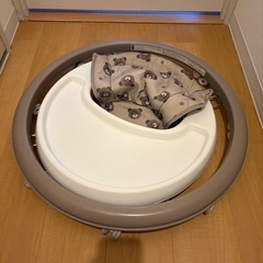 くま(๑･㉨･๑)ﾁｬﾝ柄歩行器の画像