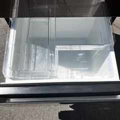 Hisense 3ドア冷凍冷蔵庫 282L 2020年製の画像