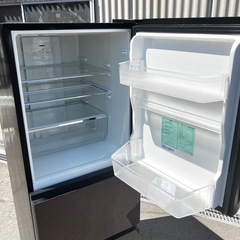 Hisense 3ドア冷凍冷蔵庫 282L 2020年製の画像