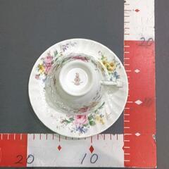 0822-066 ロイヤル・ドルトン　カップ＆ソーサーセットの画像