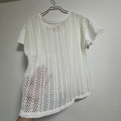 白Tシャツ　バックデザインあり♪の画像