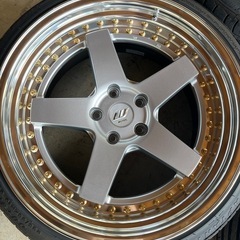 workジスタンス19inch
の画像