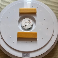 LEDシーリングライト　二つの画像