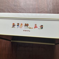 千鳥屋　チロリアン　空き缶の画像