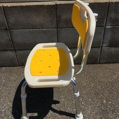 JM20185S)シャワーチェア 山善 幅：約42cm 高さ：約67～82cm 奥行：約36cm 中古品【取りに来られる方限定】の画像