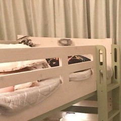 二段ベッドの画像