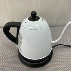 【お売りします】 ビアレグレ　ViAlegre　エレクトリックケトル　VD-K121　電気ケトル　0.8L　ホワイトの画像