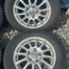 日産純正15インチスタッドレス195/65Ｒ15の画像